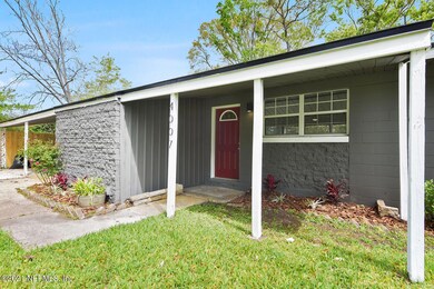 4007 Rodby Ct, Jacksonville, FL 32210 - photo 3