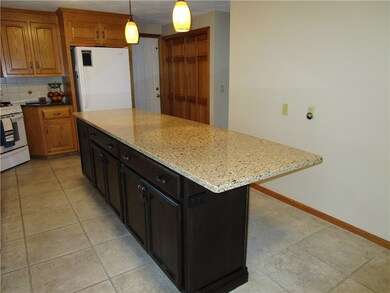 Kitchen Center Island