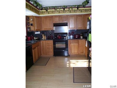 4344 Mill Rd, Emmaus, PA 18049 - photo 4