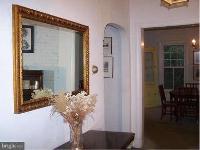 6107 Princeton Ave, Glen Echo, MD 20812 - photo 6