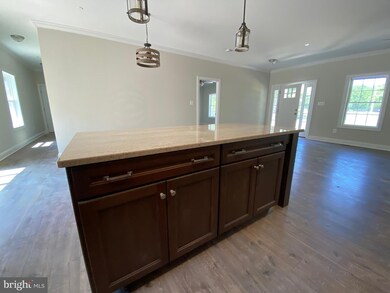 19767 Point Lookout Rd, Lexington Park, MD 20653 - photo 4