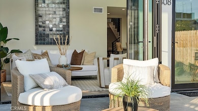 808 W Balboa Blvd unit Front, Newport Beach, CA 92661 - photo 3