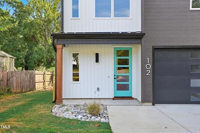 304 King Charles Unit 2-2-1