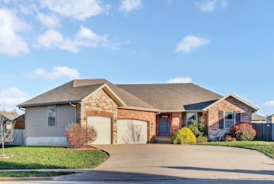 1926 N Brookhollow Dr, Nixa, MO 65714 - photo 2