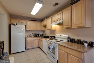 7655 Woodbine Dr, Laurel, MD 20707 - photo 3