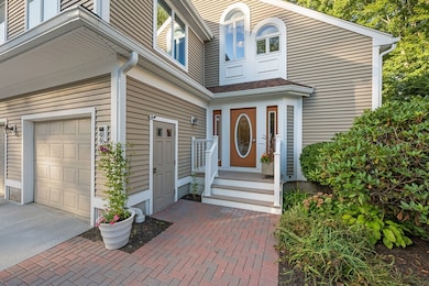 48 Pointe Rok Dr unit 48G, Worcester, MA 01604 - photo 3