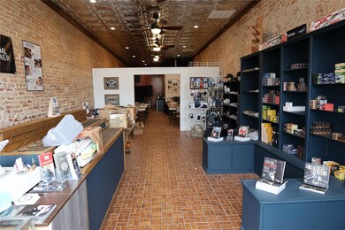 215 N Pearl St, Trenton, TX 75490 - photo 2