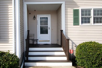 206 Thayer St unit 206, Abington, MA 02351 - photo 2