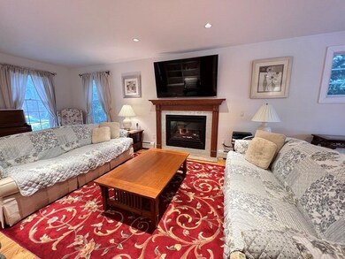 70 Sol e Mar St, South Dartmouth, MA 02748 - photo 4