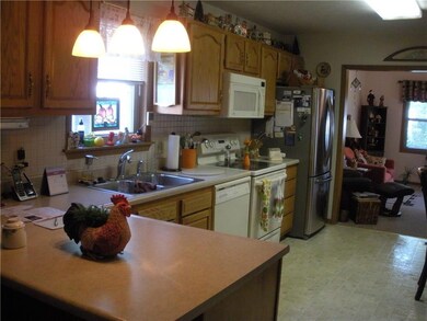 306 Cheyenne Dr, Wapakoneta, OH 45895 - photo 7