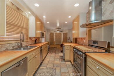 3332 Hardwick St, Lakewood, CA 90712 - photo 2