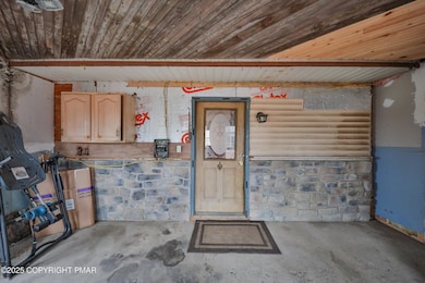 355 Hickory Rd, Palmerton, PA 18071 - photo 4