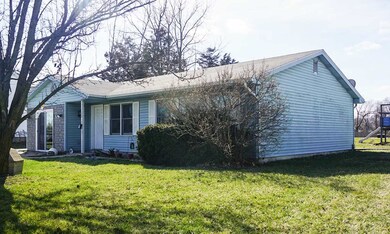 112 N Union St, Garrett, IN 46738 - photo 2