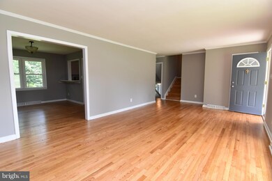 22907 Chestnut Rd, Lexington Park, MD 20653 - photo 4