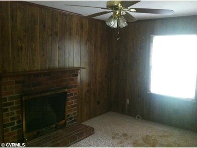 Den/Family/Great Room - Family room has a wood bur