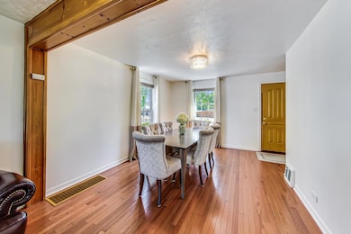 708 Suffolk Ave, Westchester, IL 60154 - photo 7