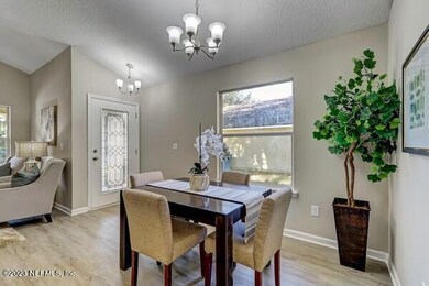 10927 Campus Heights Ln, Jacksonville, FL 32218 - photo 3