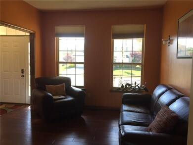 10262 Hawks Lake Dr, Fishers, IN 46037 - photo 4