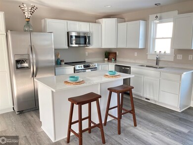 211 7th Ave SE, Clarion, IA 50525 - photo 6