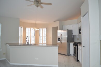 1657 Glengarry Ct unit 104, Algonquin, IL 60102 - photo 4