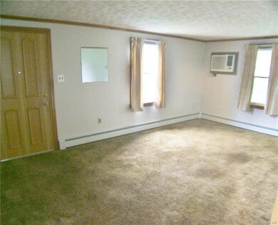 2210 N 3rd Ave, Whitehall, PA 18052 - photo 6