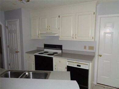 17131 Parkdale Ln, South Prince George, VA 23805 - photo 7