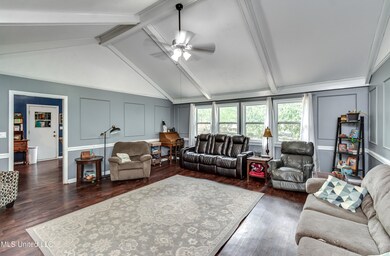518 Berwick Family Rm 2