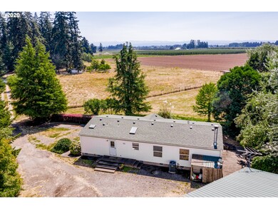 18715 Shirley Ave NE, Hubbard, OR 97032 - photo 3