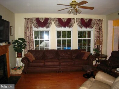 608 Falkirk Ct, Abingdon, MD 21009 - photo 3