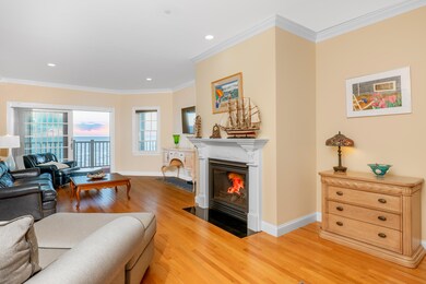 286 Grand Ave unit 1, Falmouth, MA 02540 - photo 3