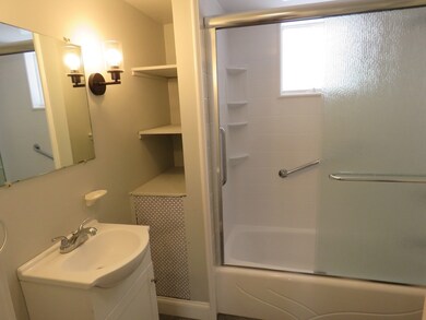 349 Washington St unit 2, Abington, MA 02351 - photo 6