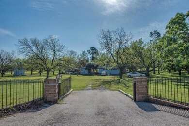 6002 Mineral Wells Hwy, Weatherford, TX 76088 - photo 2