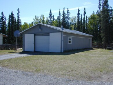 1248 Detached shop/garage