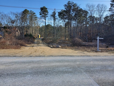 33 Dromoland Ln, Barnstable, MA 2630 - photo 3