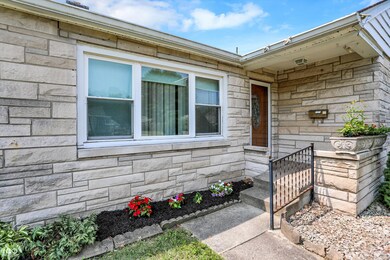 2905 15th St, Columbus, IN 47201 - photo 4