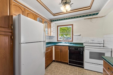 4 Essex Ln, Old Bridge, NJ 08857 - photo 5