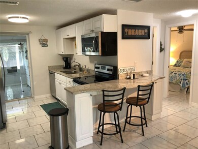 Kitchen area with Breakfast Bar