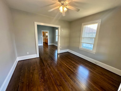 805 W Jackson St, Covington, VA 24426 - photo 3