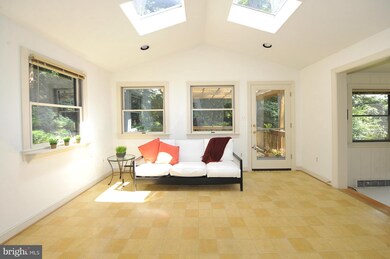 5609 Ridgefield Rd, Bethesda, MD 20816 - photo 6