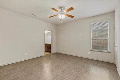 1216 Nora Ln, Denton, TX 76210 - photo 5