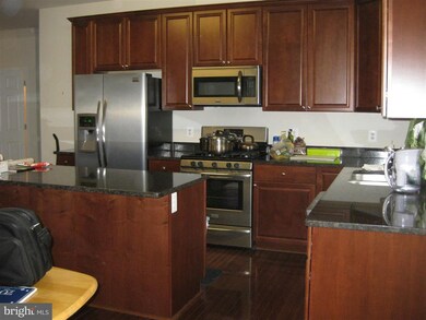 1804 Chaneys Grant Ct, Crofton, MD 21114 - photo 4