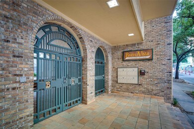 1908 San Antonio St unit 306, Austin, TX 78705 - photo 2