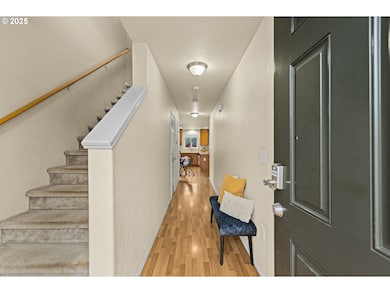 11212 SE Insley St, Portland, OR 97266 - photo 4