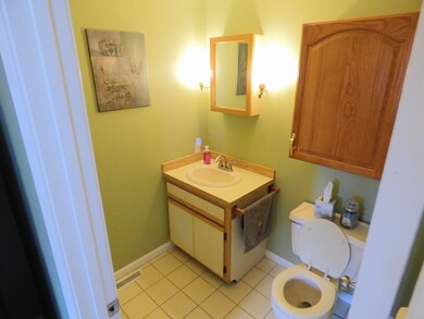 395 Donohue Rd unit 6, Dracut, MA 01826 - photo 4