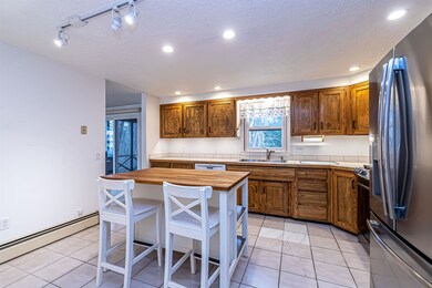 35 Pemberton Rd, Nashua, NH 03063 - photo 4