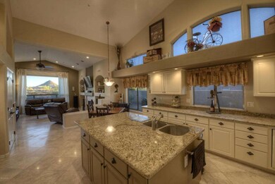 003_Kitchen