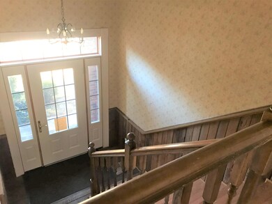 2176 S Cypress Dr, Vincennes, IN 47591 - photo 5