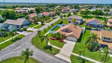 22575 Grouper Ct, Boca Raton, FL 33428 - photo 3