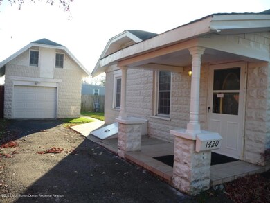 1420 6th exterior 2