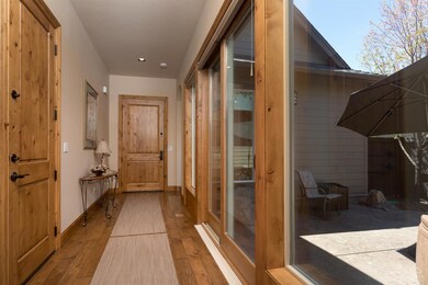 20154 Stonegate Dr, Bend, OR 97702 - photo 4